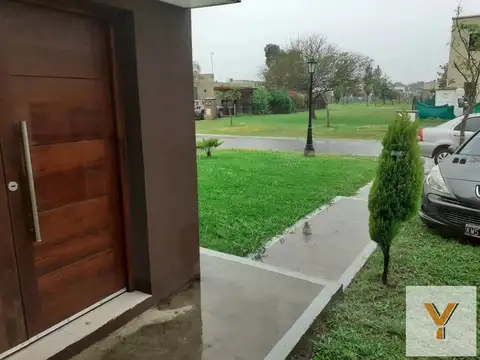 Casa en Venta en Pilar del Este - San Alfonso, USD 165.000