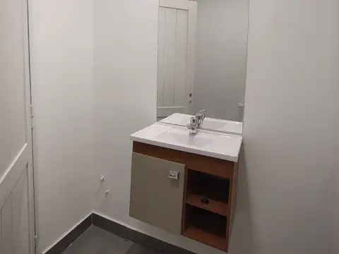Depto Tipo Casa en Venta al Este