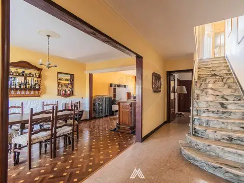 Casa 4 dormitorios en Venta, Brazo Oriental, P.U!