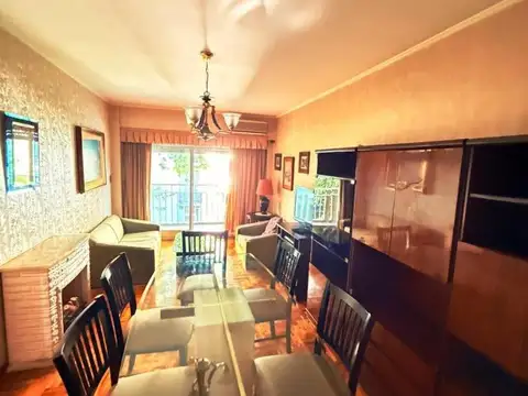 Departamento 4 ambientes con 2 baños