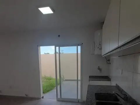 Departamento en Alquiler en Ricardone, $ 450.000