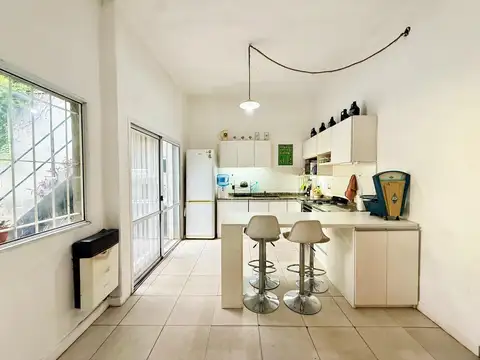 Casa a la Venta con Jardin en Victoria!