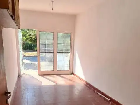 Casa en Venta en Villa Centenario, USD 110.000