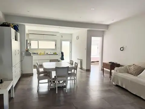 Departamento 4 ambientes con 2 baños