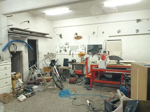 Depto Tipo Casa en Venta con 2 cocheras