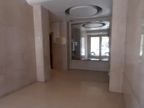 Humberto 1 900, Piso 2