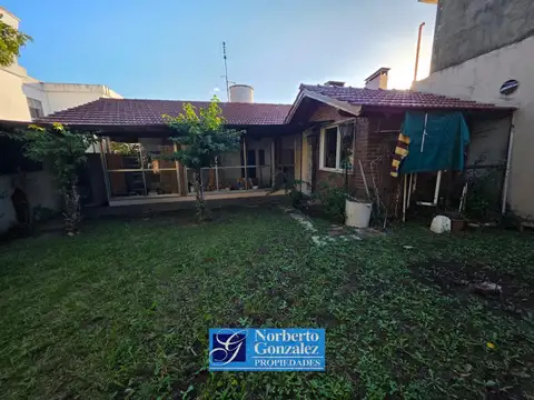 Casa 3 ambientes con 1 baño