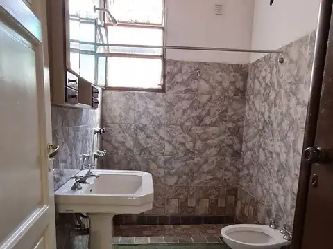 Depto Tipo Casa en Venta 8 años