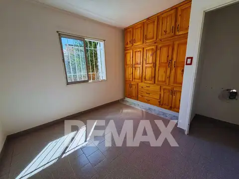 ALQUILER CASA DE 3 DORMITORIOS