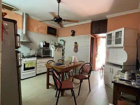 Depto Tipo Casa en Venta en Colegiales, USD 220.000