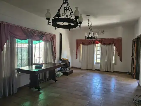 Casa en Alquiler 50 años