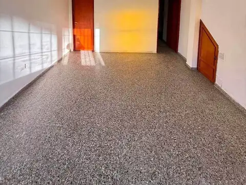 Depto Tipo Casa en Alquiler de 1 dormitorio