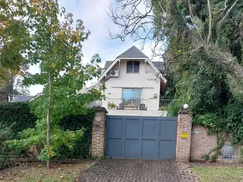 Casa Chalet  en Venta en Lomas de San Isidro, San Isidro, G.B.A. Zona Norte