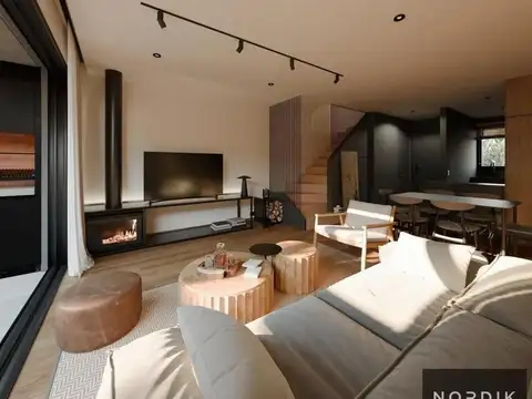 Casa en Venta con 2 cocheras