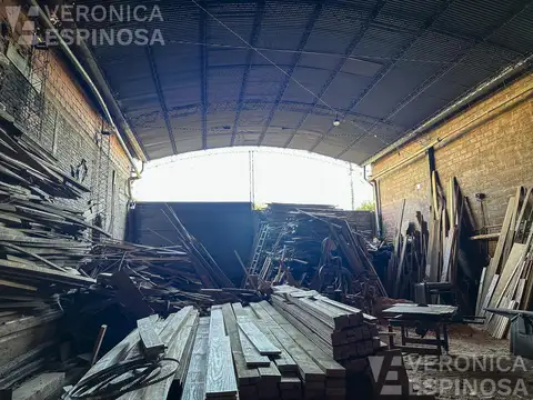 Galpon en Venta 38  mts Fondo