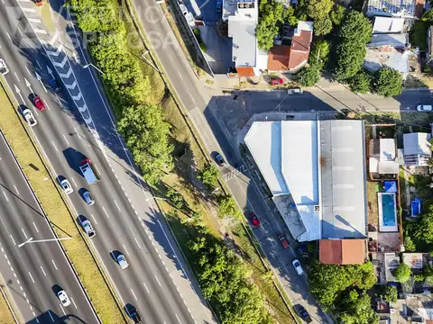 Avenida Presidente Peron al 7200