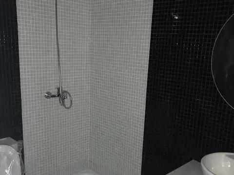 Oficina en Venta con 2 cocheras