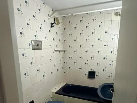 Departamento 5 ambientes con 1 baño