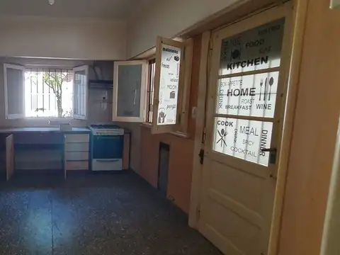 CASA USO COMERCIAL+DEPOSITO CHAUVIN OPORTUNIDAD 