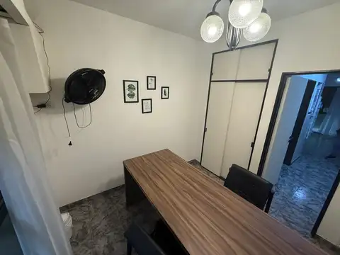 Oficina 2 ambientes con 1 baño