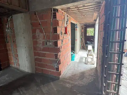 Departamento 4 ambientes con 3 baños