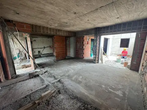 Departamento en Venta con 1 cocheras