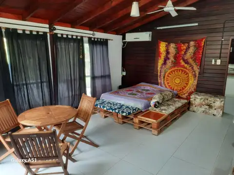 Casa 2 ambientes con 1 baño