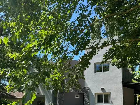 Casa en Alquiler de 4 dormitorios