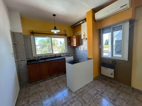 Depto Tipo Casa en Venta de 2 ambientes
