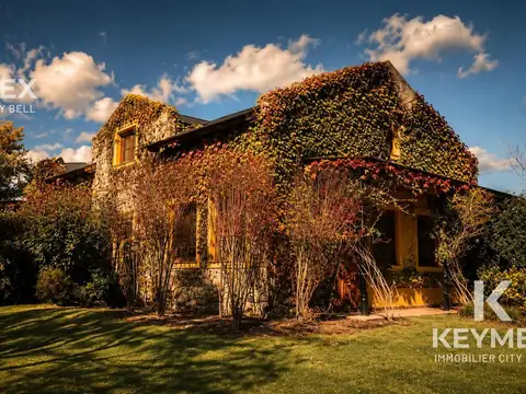 VENTA DE CASA DE 5 DORMITORIOS EN CAMPOS DE ROCA