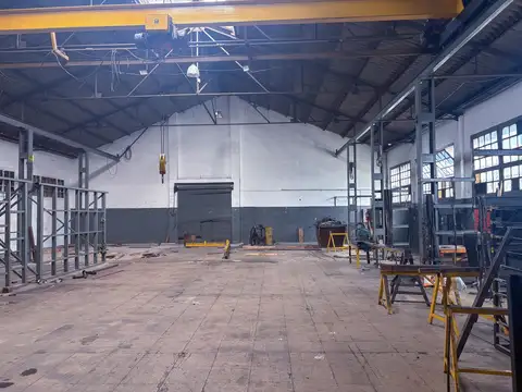 Galpon en Alquiler 40  mts Fondo