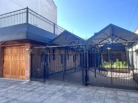 Balbastro 5600, Piso 0