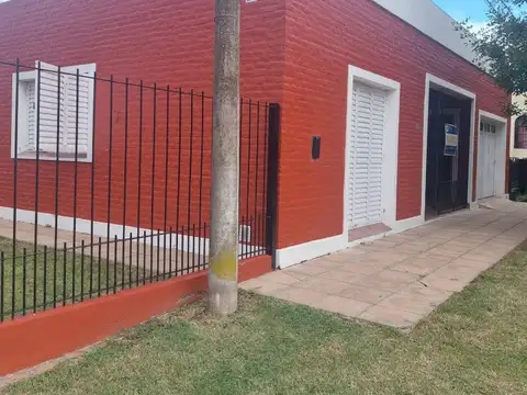 VENTA DE CASA EN RAWSON C/GAS NATURAL - PCIA BS AS