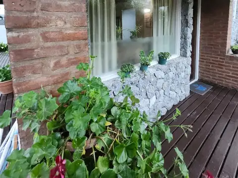 Depto Tipo Casa en Venta de 3 ambientes