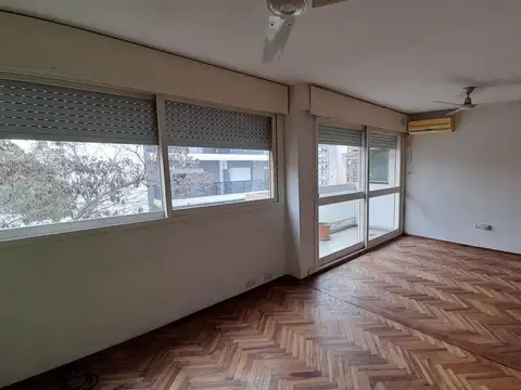 DEPARTAMENTO DE 2 DORMITORIOS VENTA POSIBILIDAD DE 3 DORMITORIOS CENTRO ROSARIO