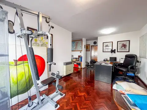 San Lorenzo 2861 , Piso 1