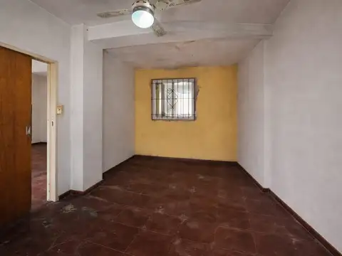 Venta casa 4 ambientes Villa Celina patio terraza 2 plantas