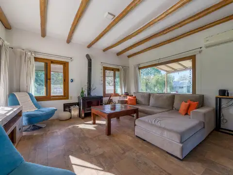Casa en Venta con 4 cocheras