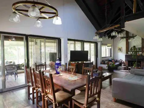 VENTA CASA 5 AMB  PILETA MANUEL ALBERTI PILAR