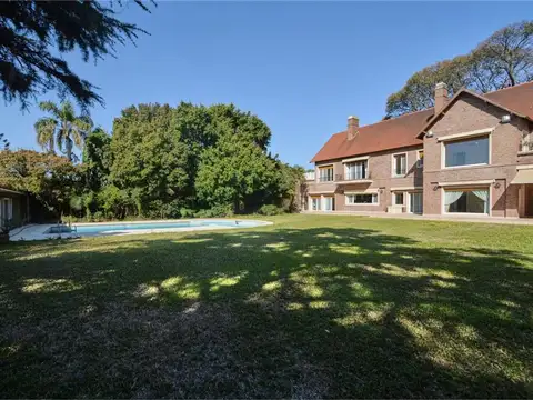 Dr. Francisco Muñiz 1200