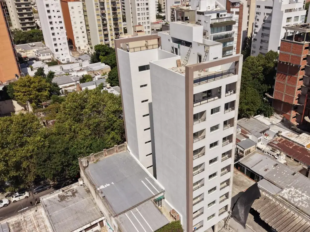 43 E/ 11 Y 12 de  1 y 2 Dormitorios