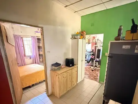 Casa de 3 dormitorios con cochera patio y parrilla