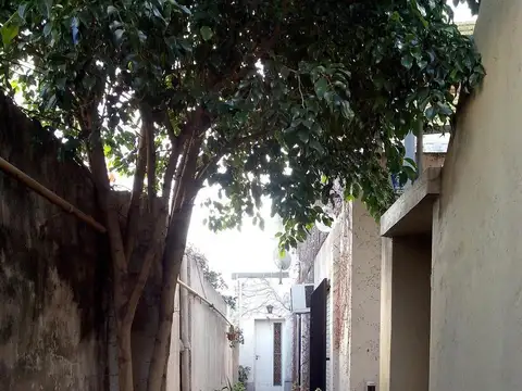 CASA DE PASILLO VENTA TRES DORMITORIOS BARRIO BELGRANO ROSARIO