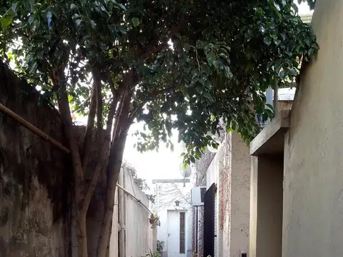 CASA DE PASILLO VENTA TRES DORMITORIOS BARRIO BELGRANO ROSARIO