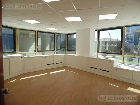 Oficina en Venta al Norte