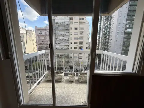 Cachimayo 100, Piso 6