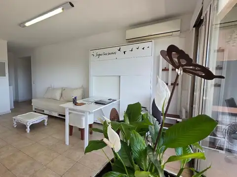 usd 168.000.-2 AMB. c/parrilla 2 balc./ vista RIO/ Apto cred