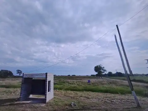 LOTE DE 2.850 M2          PARAJE PAVON