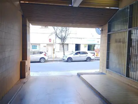 SE VENDE COCHERA. ESCRITURA-COCHERAS GRAN PALACIO-U$S6.499.