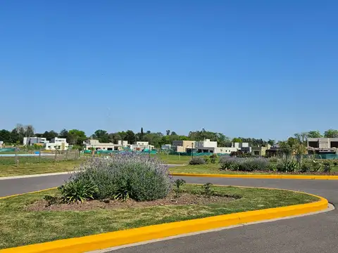 Terreno en Venta en Pilar del Este - Santa Lucia, USD 55.000